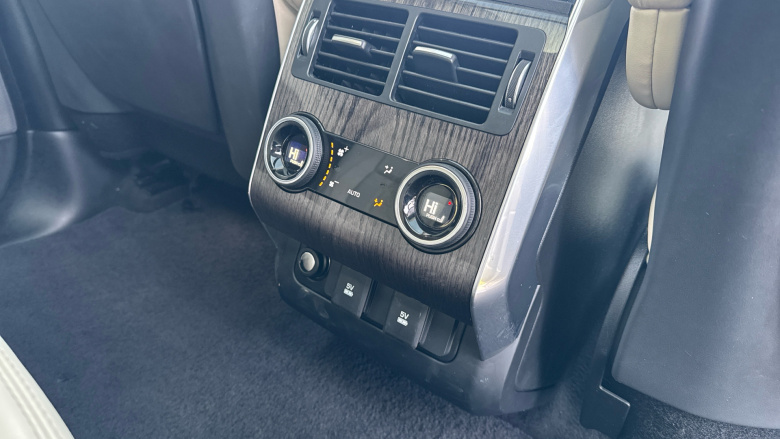 Land Rover Range Rover Sport 4.4 SDV8 Autobiography Dynamic 5dr Auto Diesel Estate